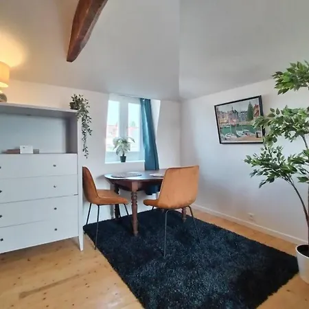 Gare - Calme Cosy- Centre Ville - Wifi 2pers Апартаменты *